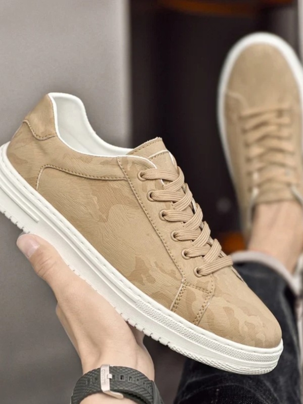 Canyon Tan Leather Sneakers